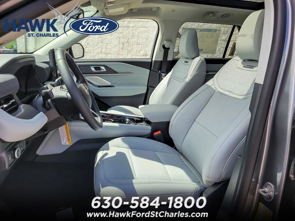 New 2026 Carbonized Gray Metallic Ford Platinum™ image 7