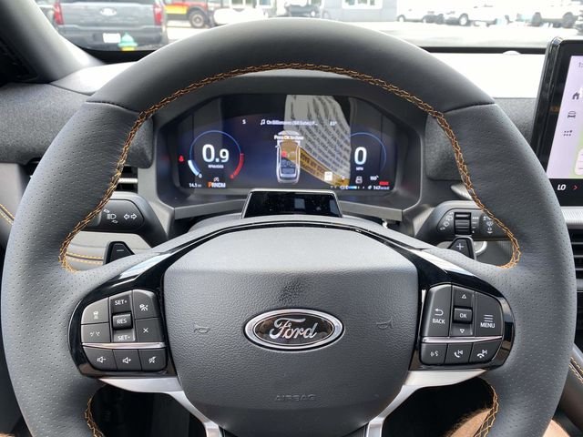 New 2026 Star White Metallic Tri-Coat Ford Tremor image 18