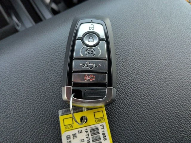 New 2026 Oxford White Ford Tremor® image 27