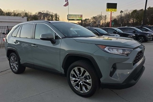 2021 Toyota RAV4 XLE Premium