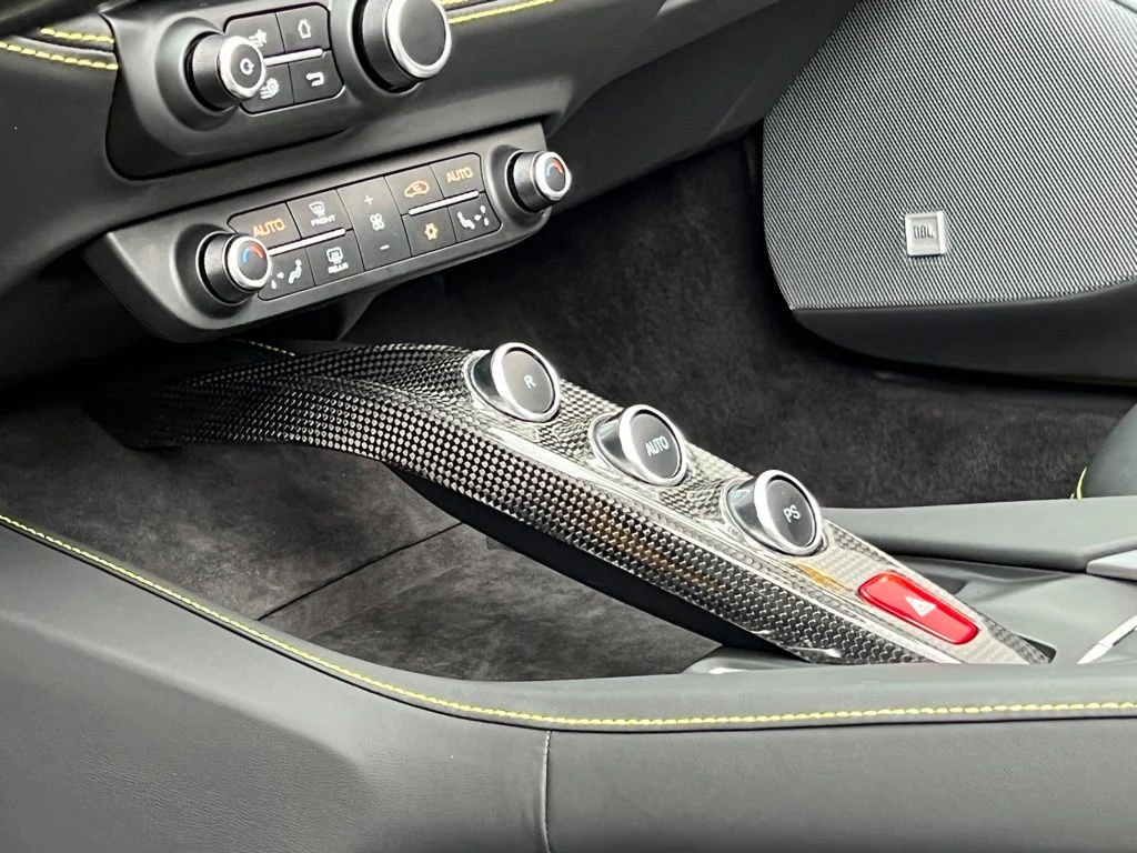 Used 2022 Yellow Ferrari M image 36