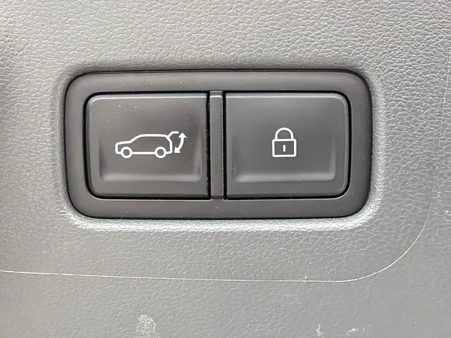 Used 2025 Blue Hyundai Limited image 19