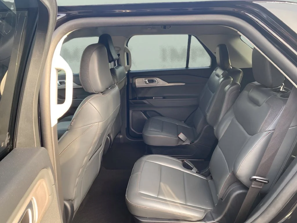 Used 2025  Ford Active image 10