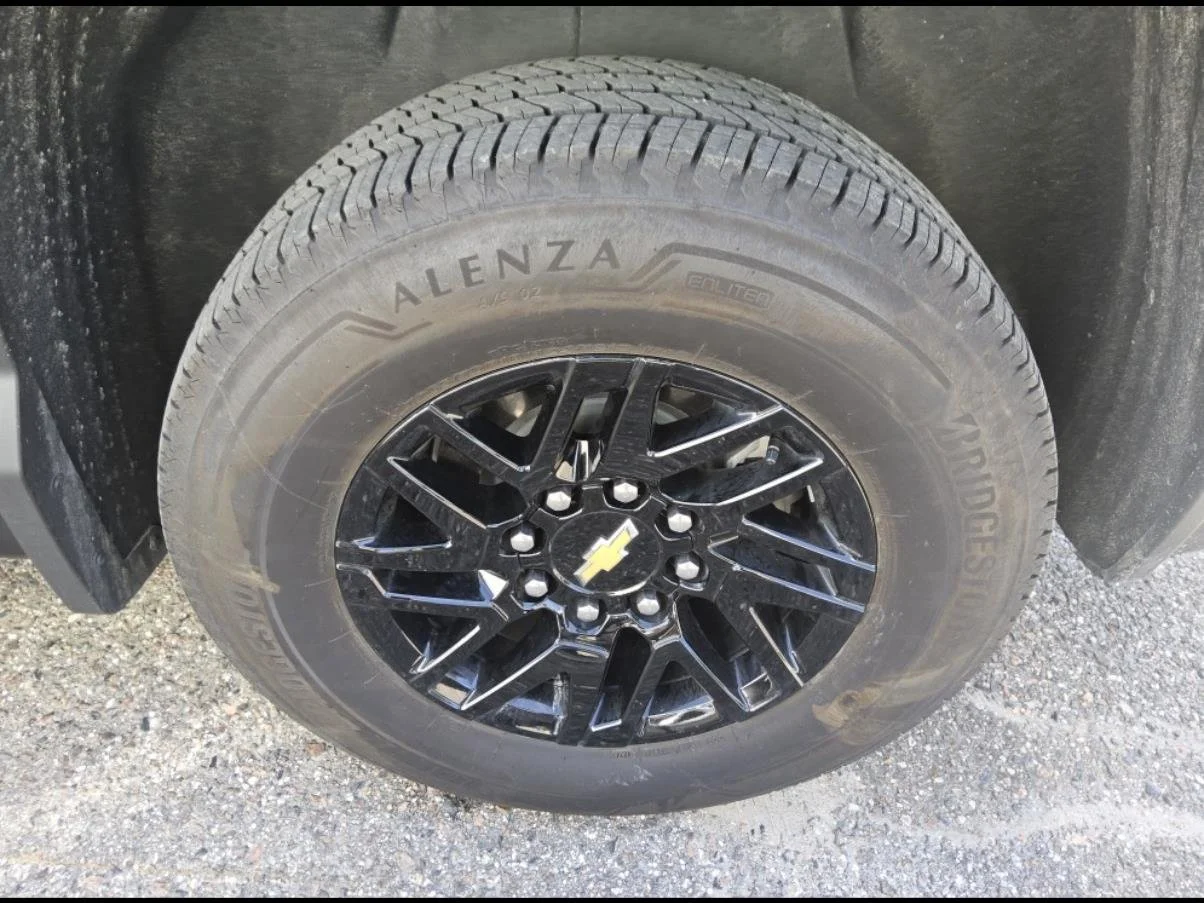 Used 2025 Black Chevrolet LT - Extended Range image 15