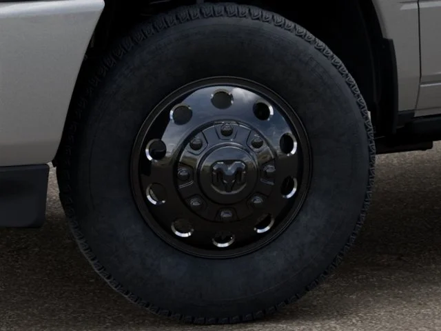 New 2027 Silver-Zynith Exterior Paint RAM Laramie image 8