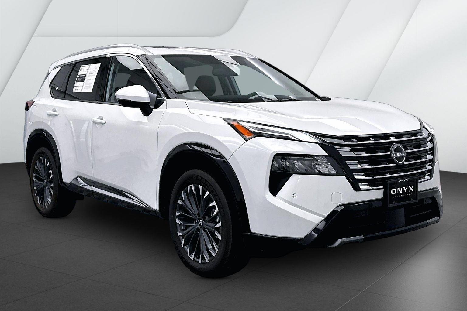 Used 2026 Everest White Pearl Tricoat Nissan Platinum image 1