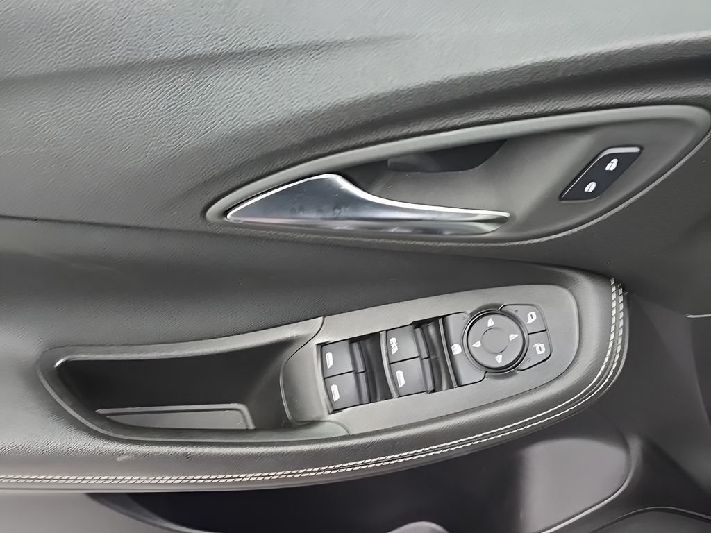 2025 Buick Encore GX Preferred - Photo 11