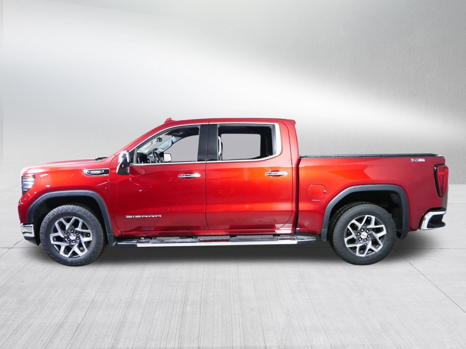 Used 2023 Volcanic Red Tintcoat GMC SLT image 4