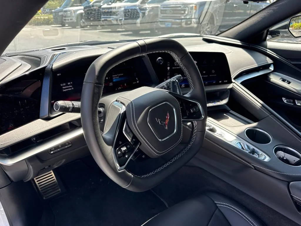 Used 2026 Arctic White Chevrolet Stingray image 9