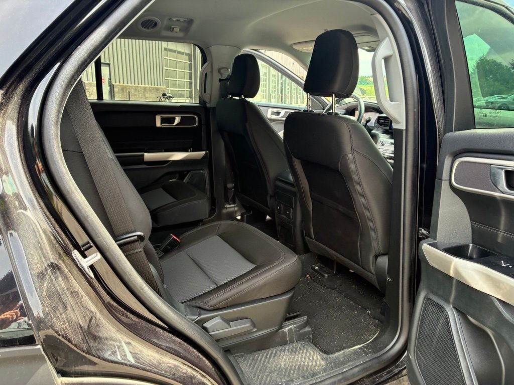 Certified Used 2023 Black Metallic Ford XLT image 17
