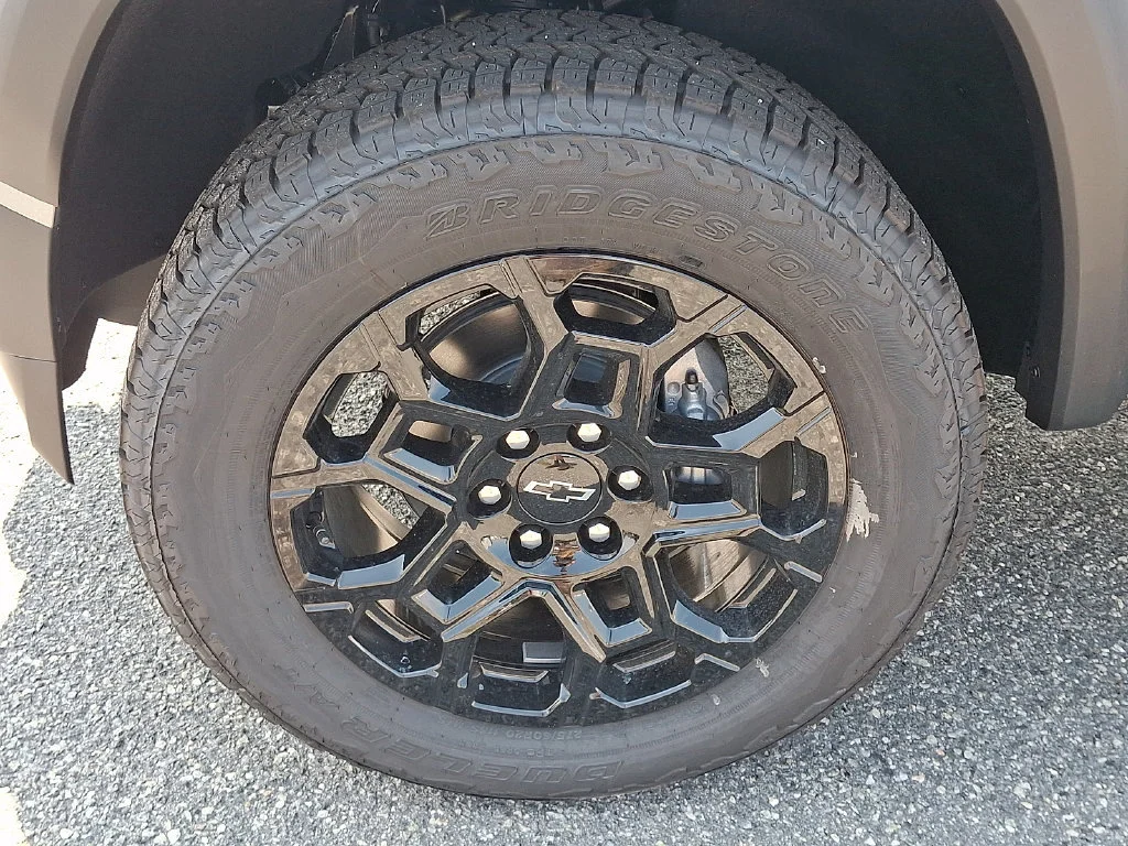 New 2026 Sterling Gray Metallic Chevrolet Trail Boss image 19