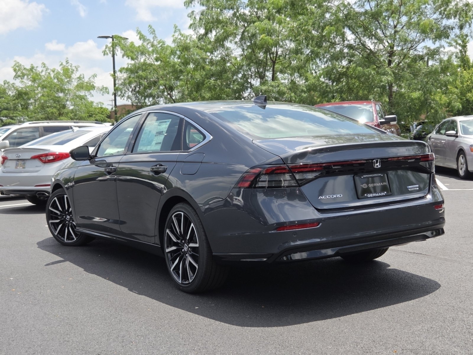 New 2026 Meteorite Gray Metallic Honda Touring image 21
