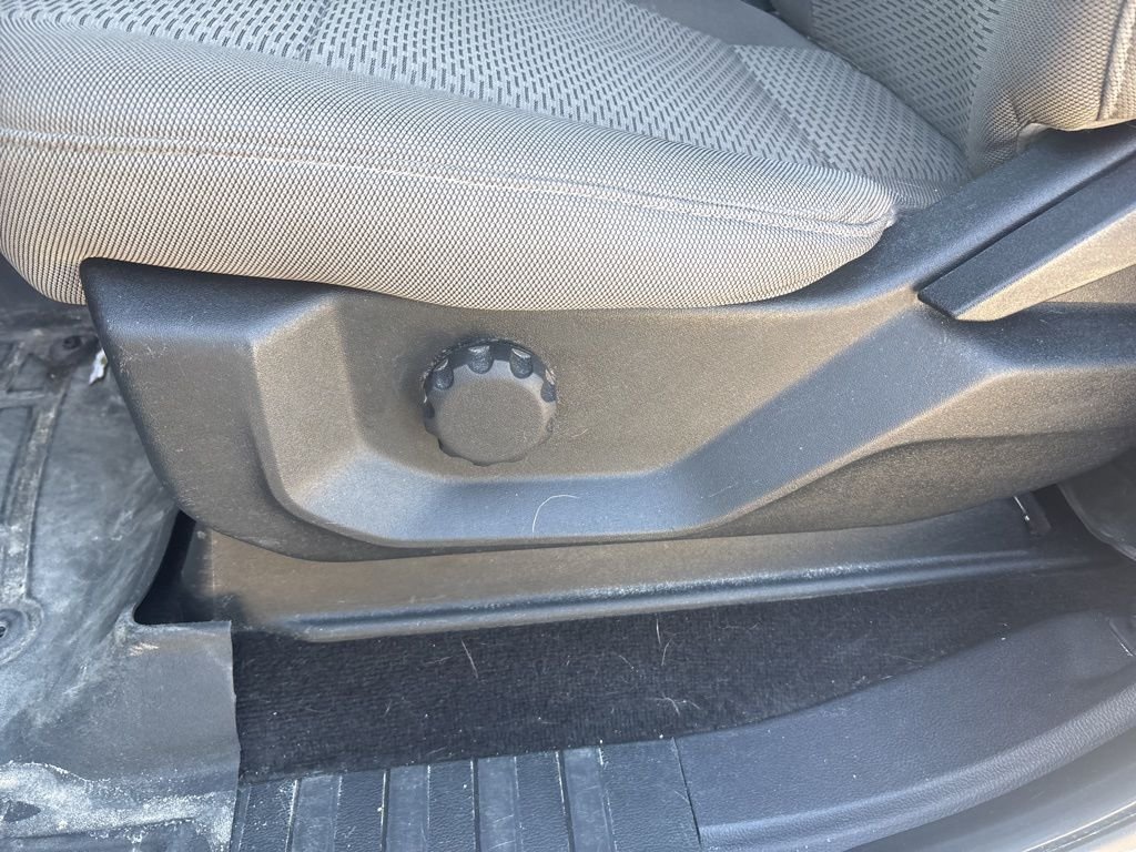 Used 2018 Silver Ford XLT image 13