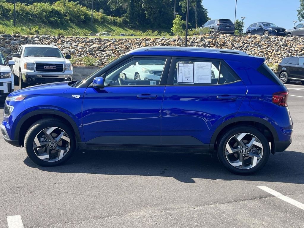 Used 2024 Blue Hyundai SEL image 6