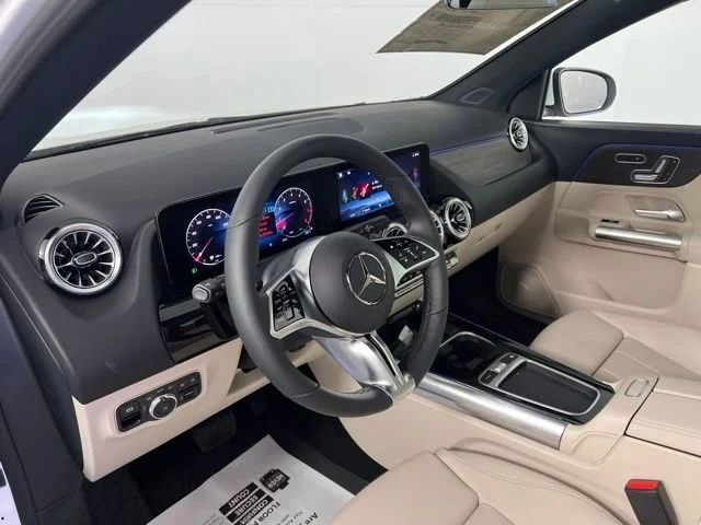 New 2026 Polar White Mercedes-Benz GLA 250 image 55