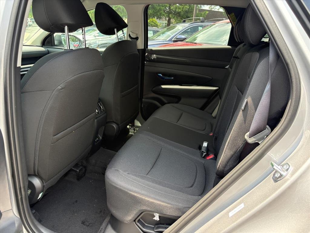 New 2026 Shimmering Silver Hyundai SEL image 43