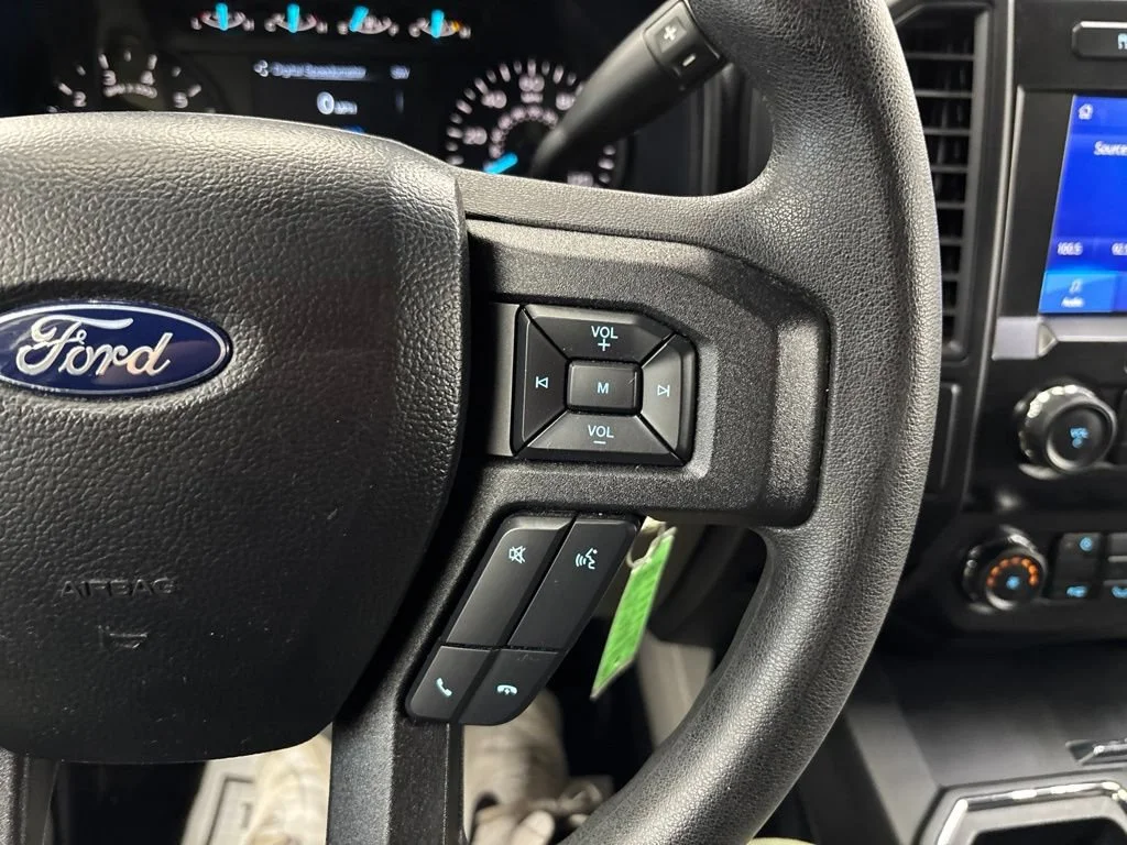 Used 2020 White Ford XL image 26