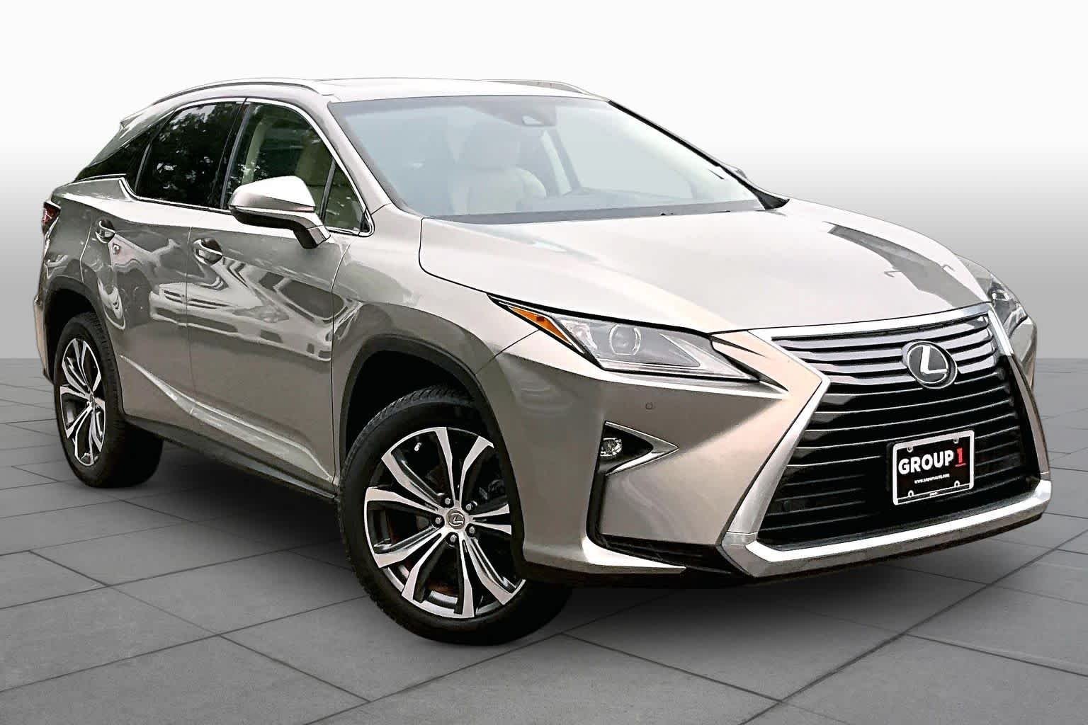 Used 2017 Atomic Silver Lexus  image 3