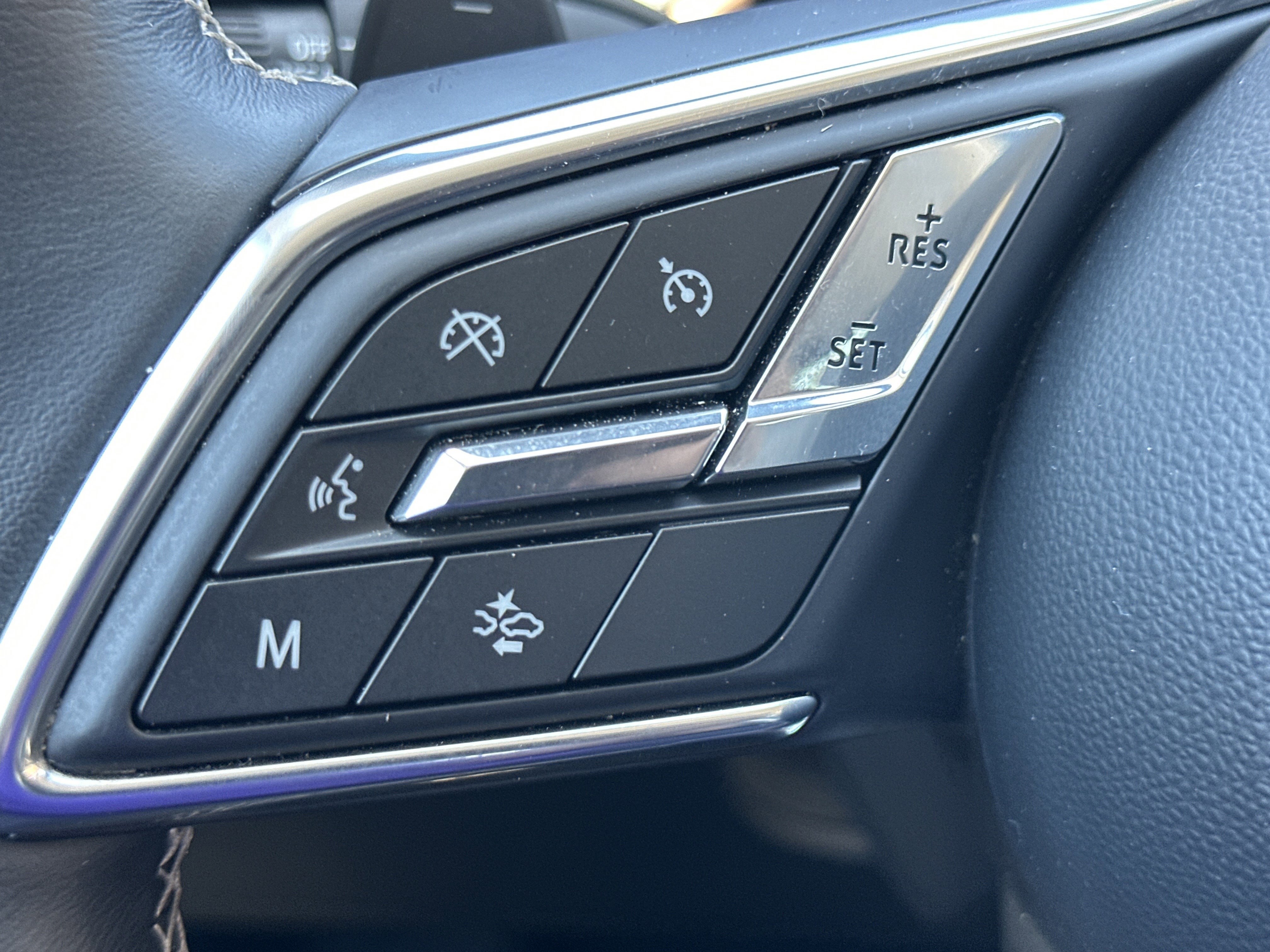 2025 Buick Envision Sport Touring - Photo 25