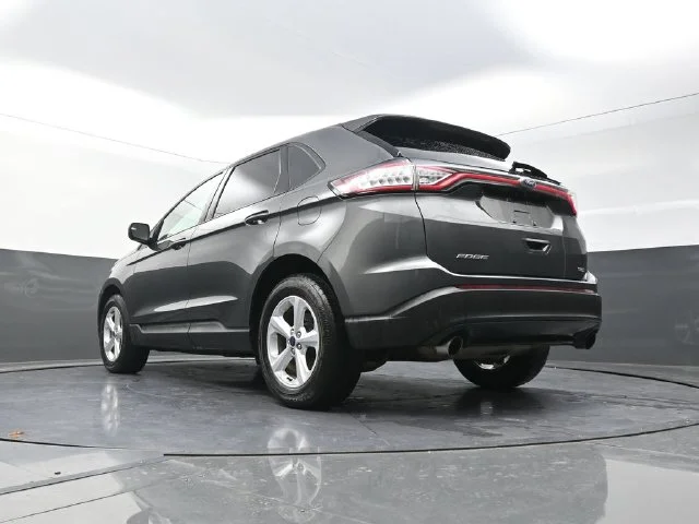 Used 2017 Gray Ford SE image 35