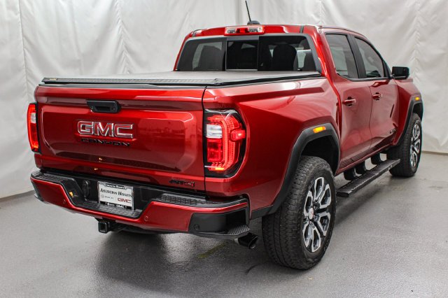 2024 GMC Canyon AT4 - Photo 9