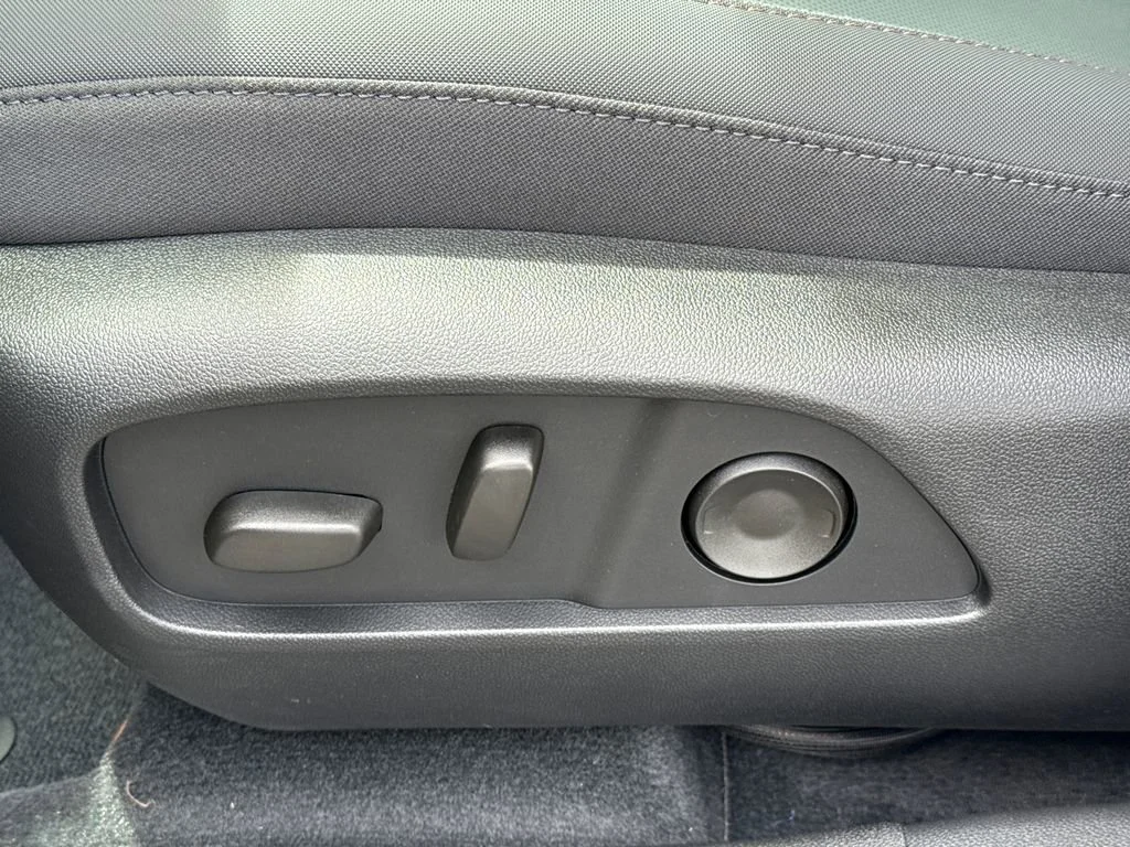 2026 GMC Terrain AT4 - Photo 18