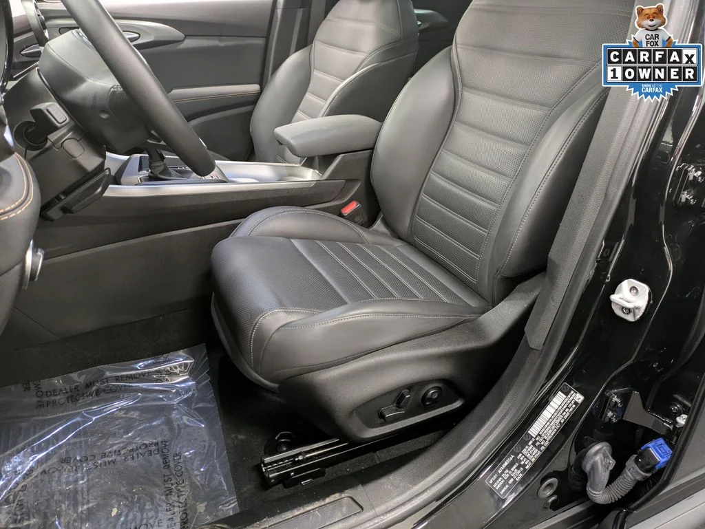 Used 2025 Black Alfa Romeo  image 11