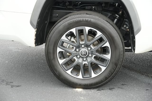Certified Used 2024  Toyota Limited image 10