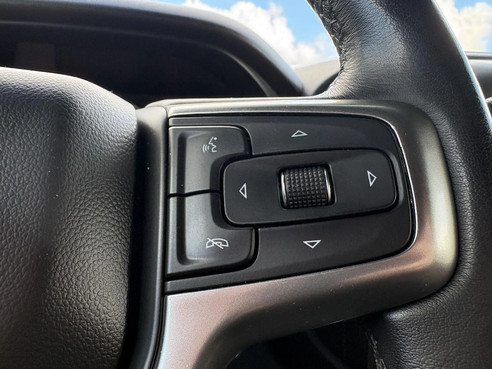 Used 2020 Black Chevrolet RST image 19