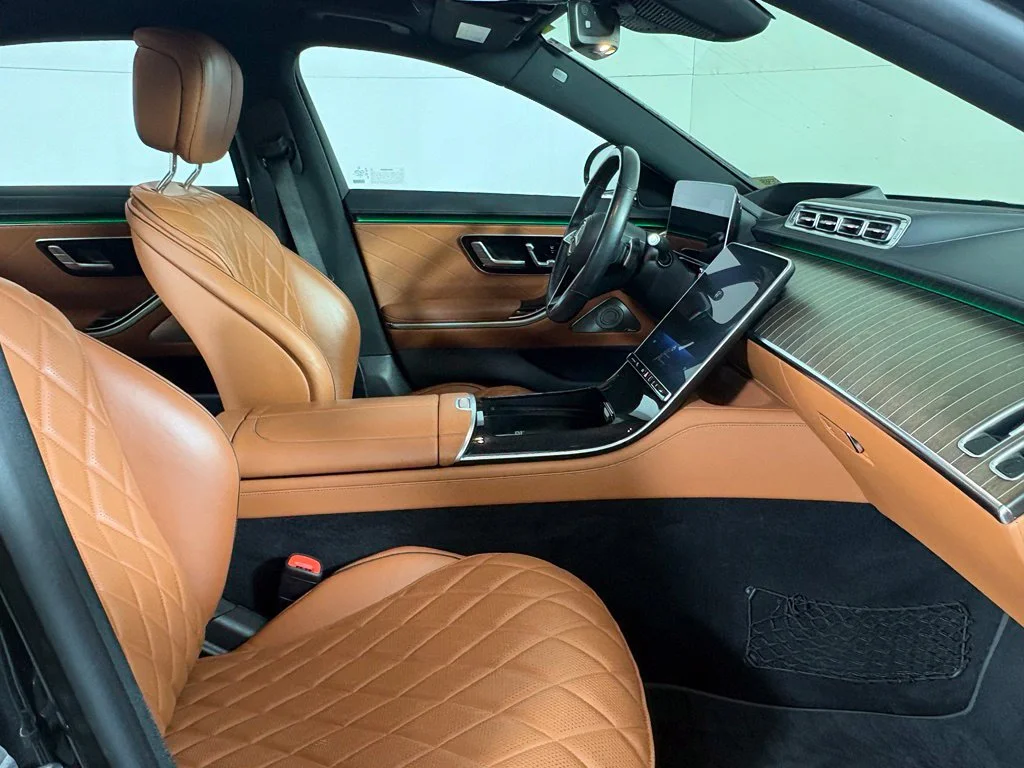 Used 2023 Gray Mercedes-Benz S 500 image 14