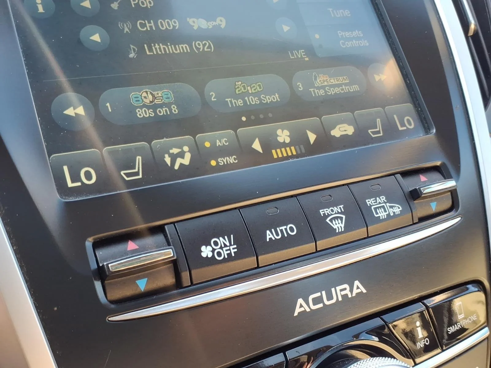 Used 2018 Bellanova White Pearl Acura w/Advance Pkg image 24