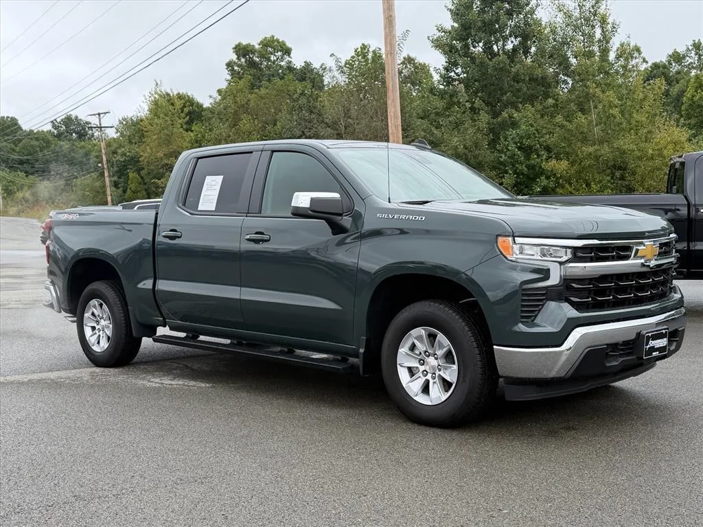 Used 2026  CHEVROLET RST image 6
