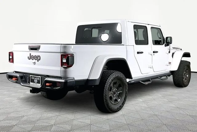 Used 2021 White Jeep Mojave image 6