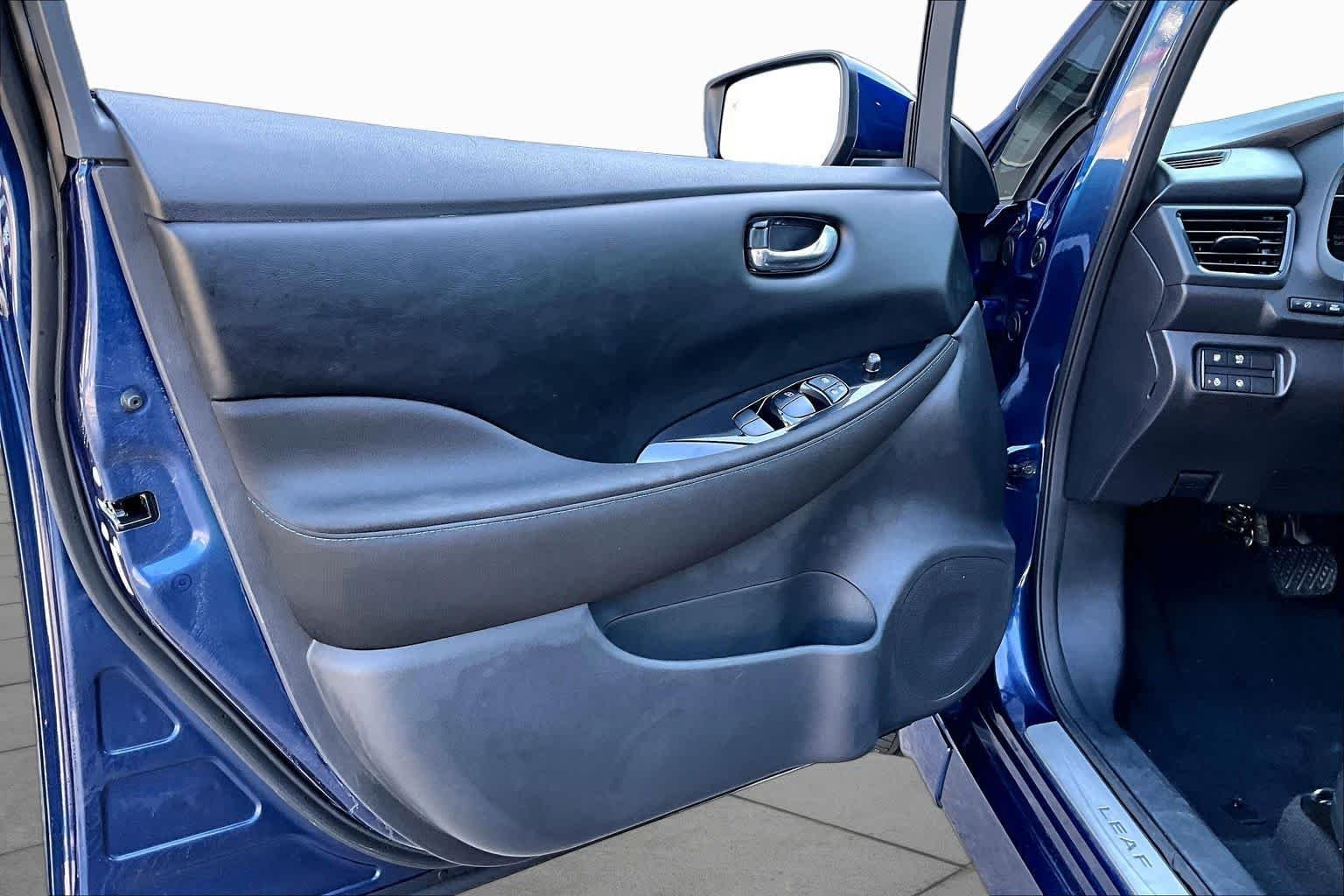 Used 2024 Deep Blue Pearl Nissan SV PLUS image 20