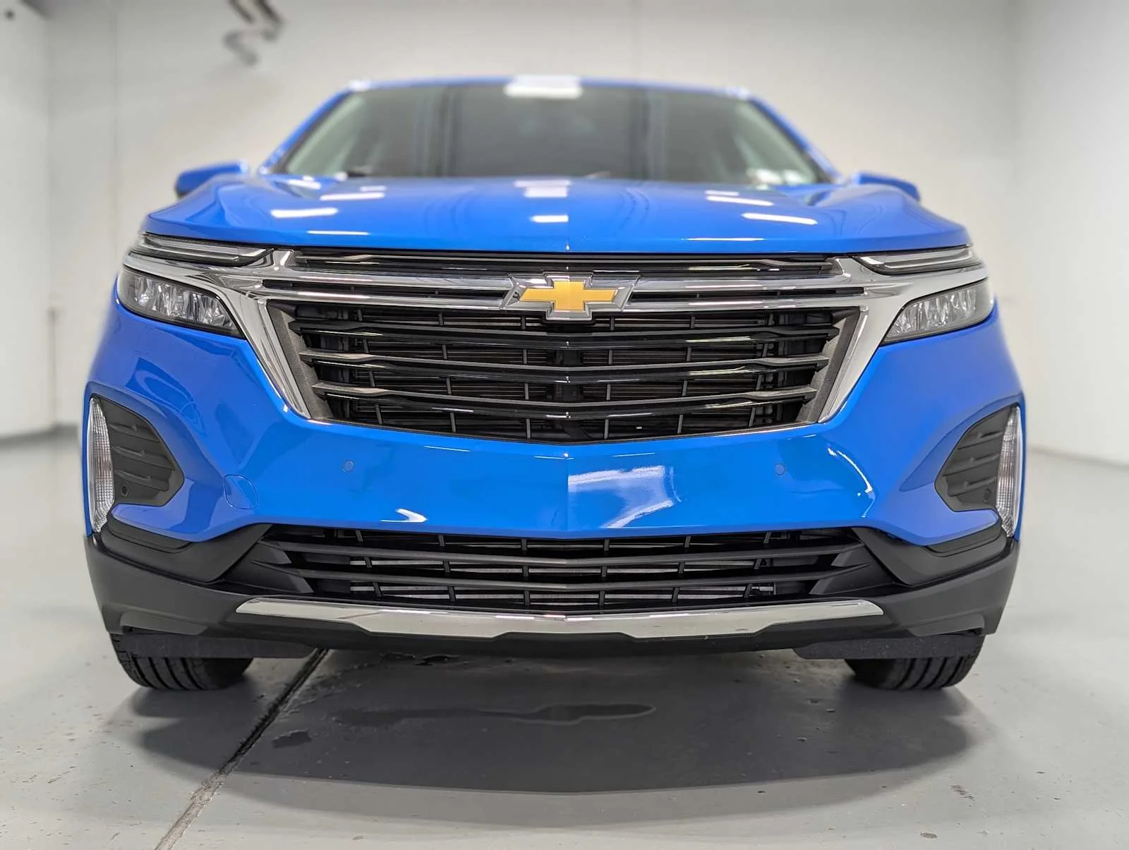 Used 2024 Rip Tide Blue Chevrolet LT image 2
