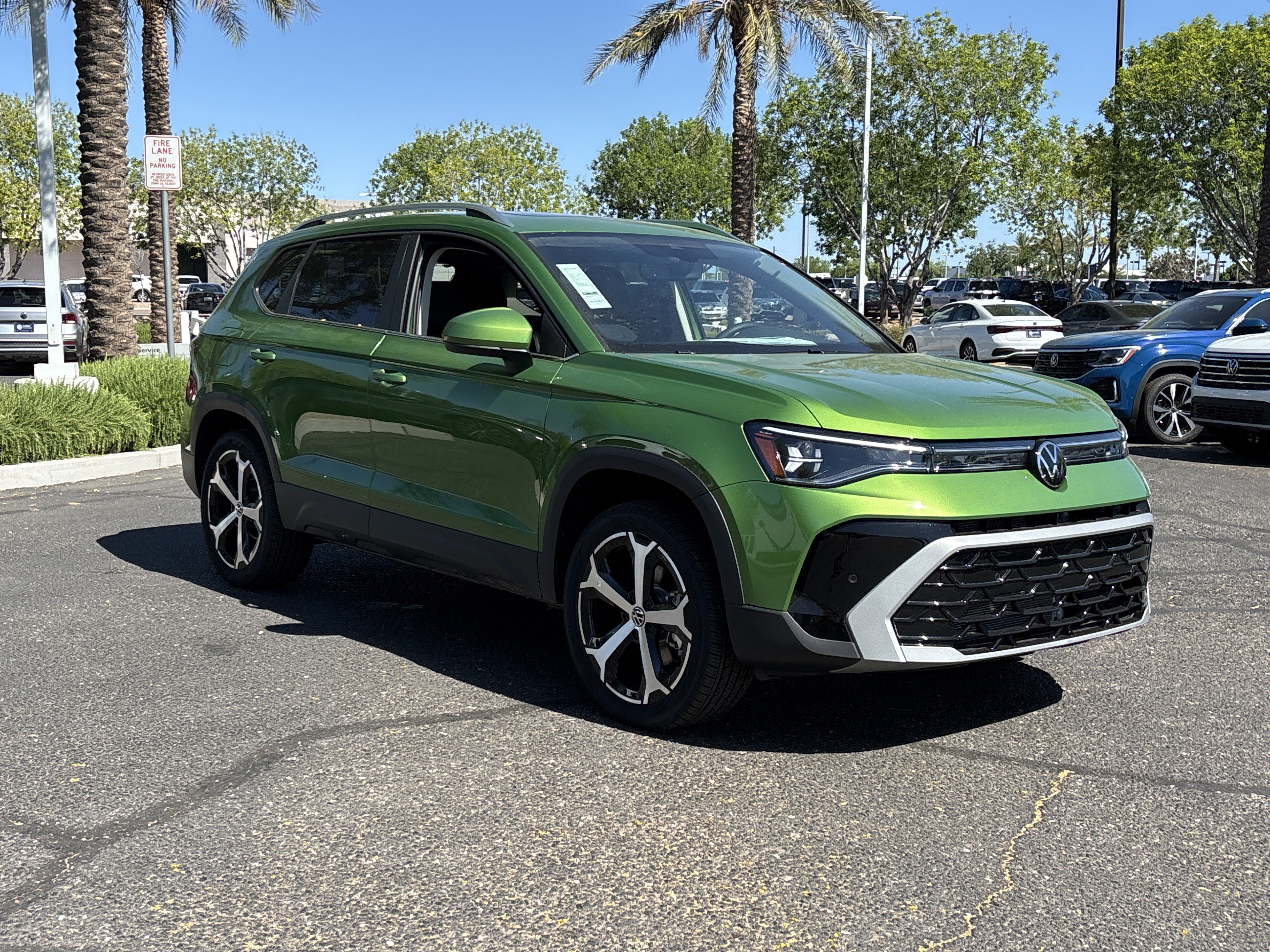 New 2026 Bright Moss Green Metallic Volkswagen SEL image 4