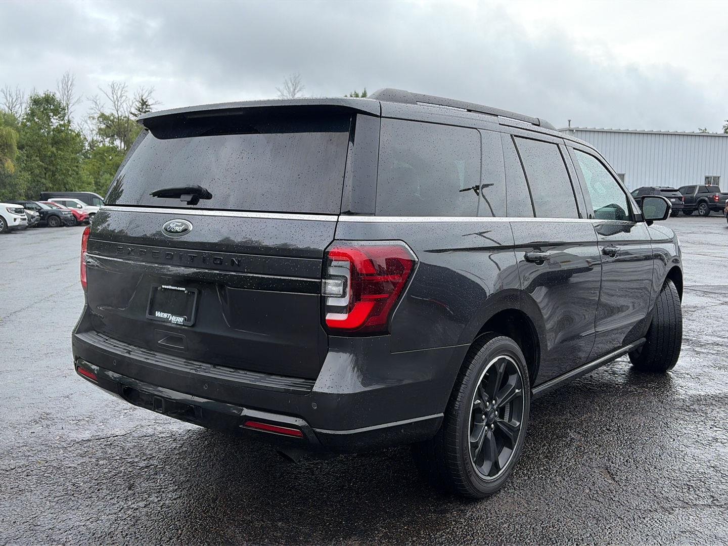 Used 2023 Dark Matter Gray Ford Limited image 10