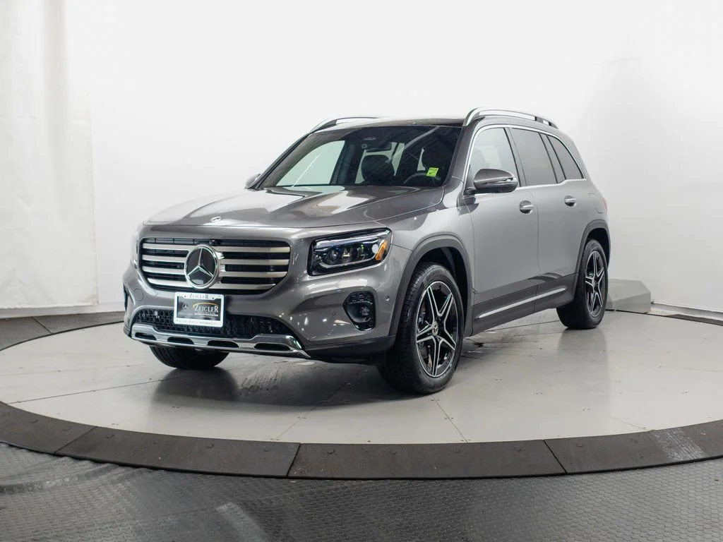 Certified Used 2026  Mercedes-Benz GLB 250 image 3