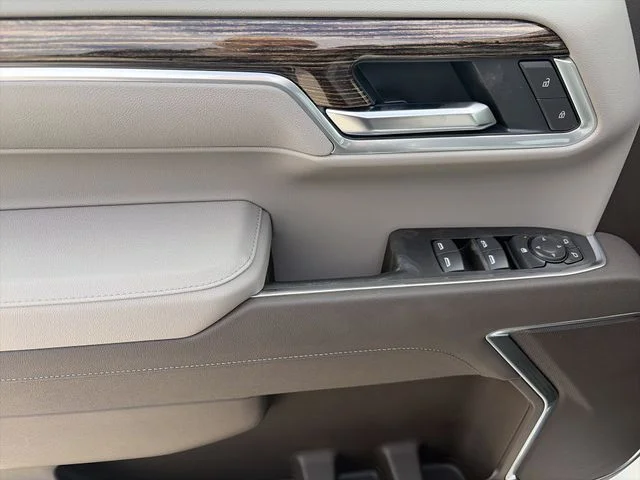 New 2026 White GMC SLE image 15