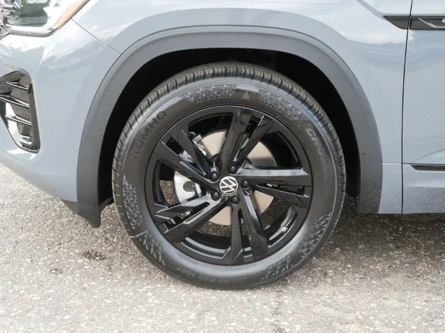 New 2026 Gray Volkswagen SEL R-Line Black image 5