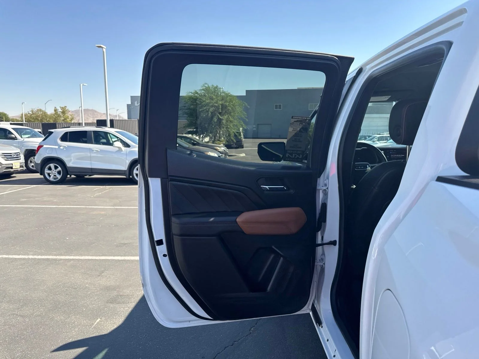 Used 2023 Summit White GMC AT4 image 18