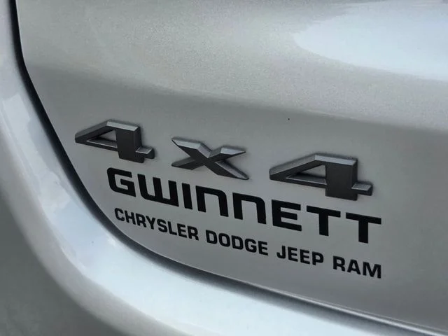 Used 2024 Silver Jeep Trailhawk image 33