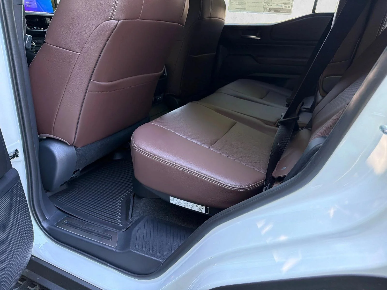 New 2027 Wind Chill Pearl Toyota Land Cruiser image 21
