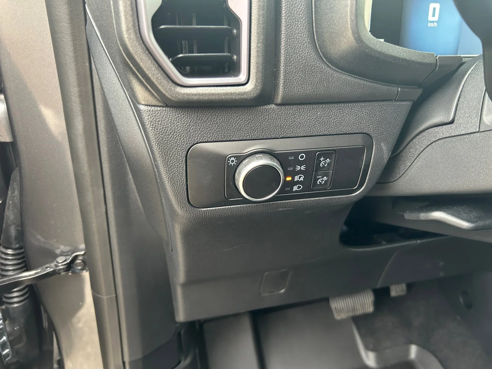 New 2026 Carbonized Grey Metallic Ford Big Bend image 15