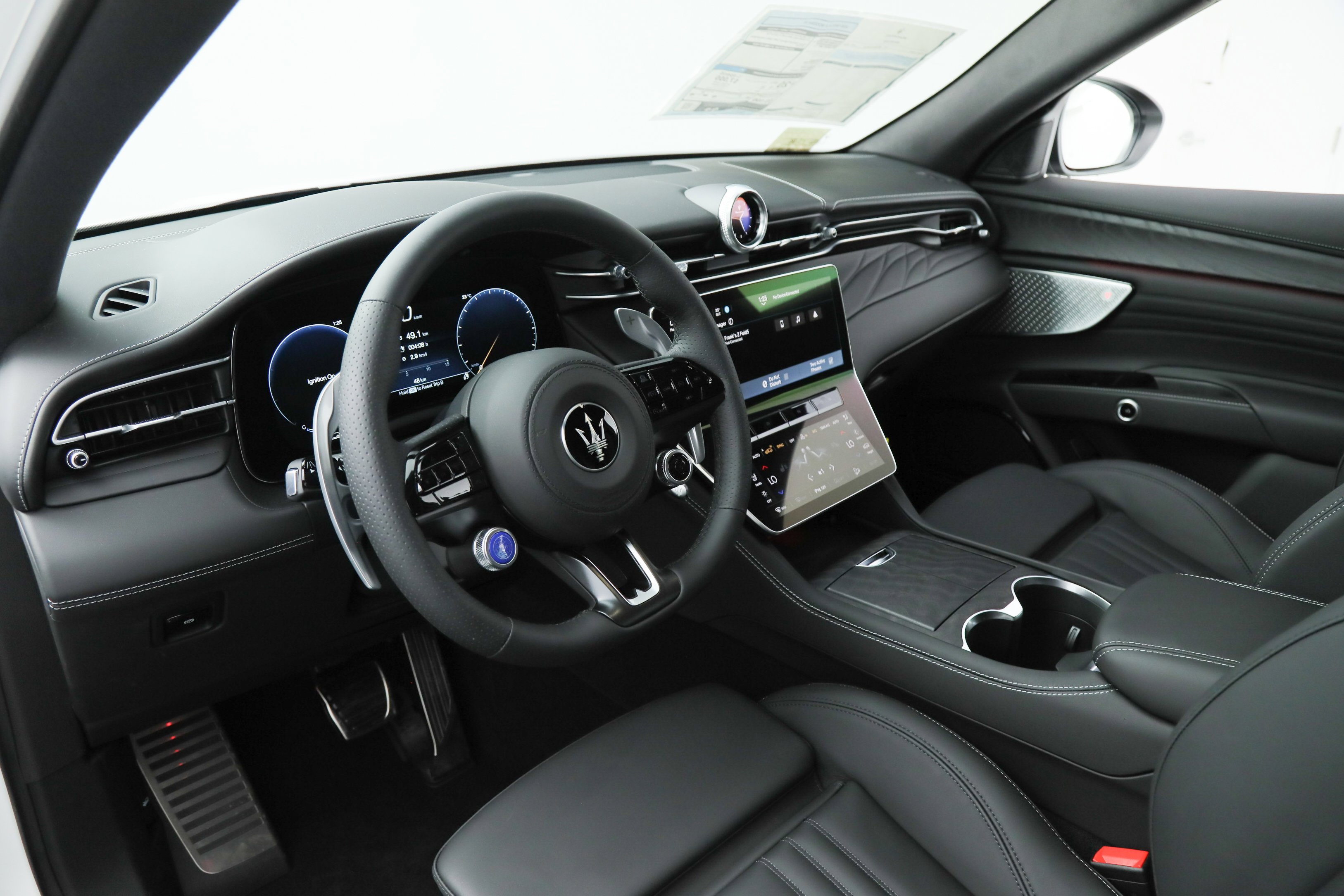 2026 Maserati Grecale Modena V6 - Photo 16