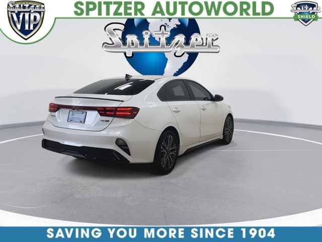 Used 2024 White Kia GT-Line image 10