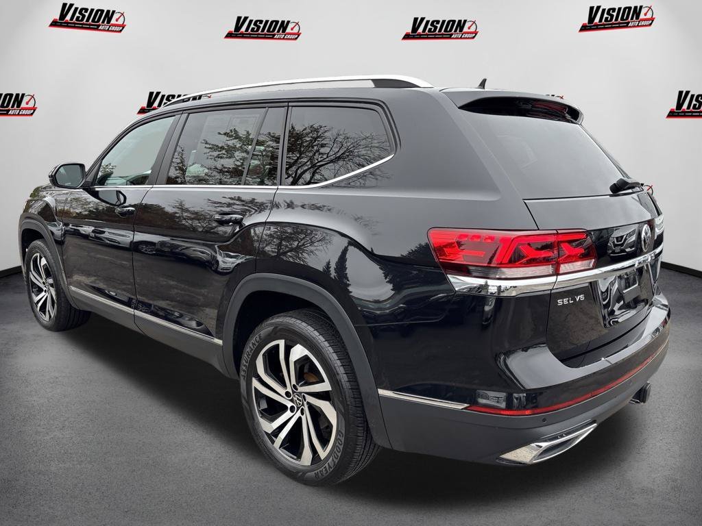 Used 2023  Volkswagen SEL image 8