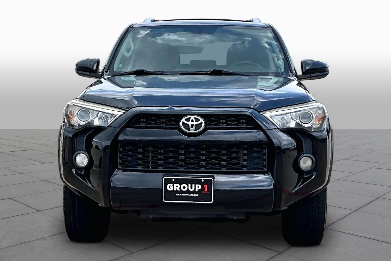 Used 2015 Attitude Black Metallic Toyota SR5 image 4