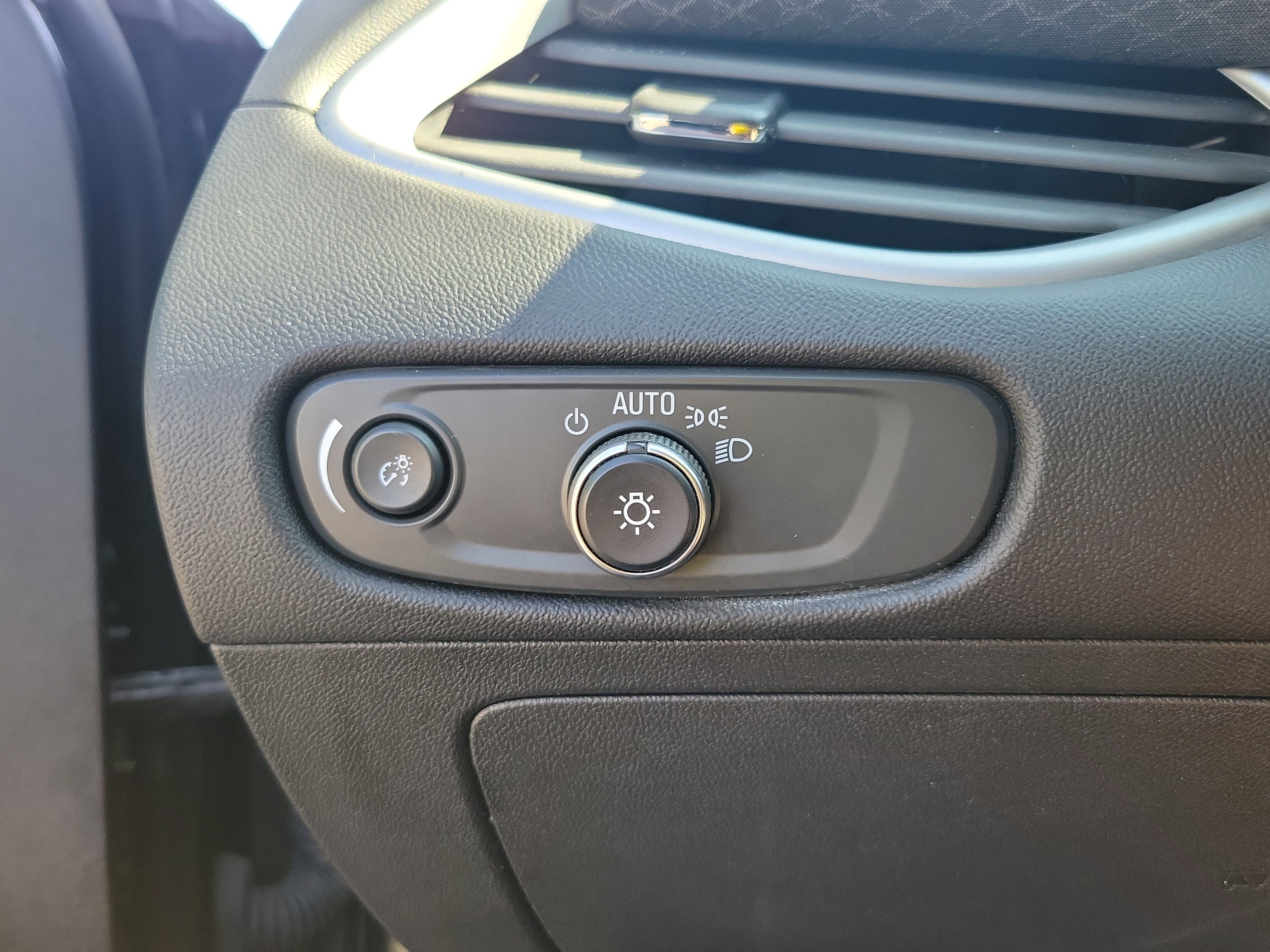 Used 2024 Mosaic Black Metallic Chevrolet LT image 20