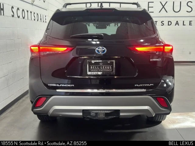 Used 2021 Black Toyota Platinum image 5